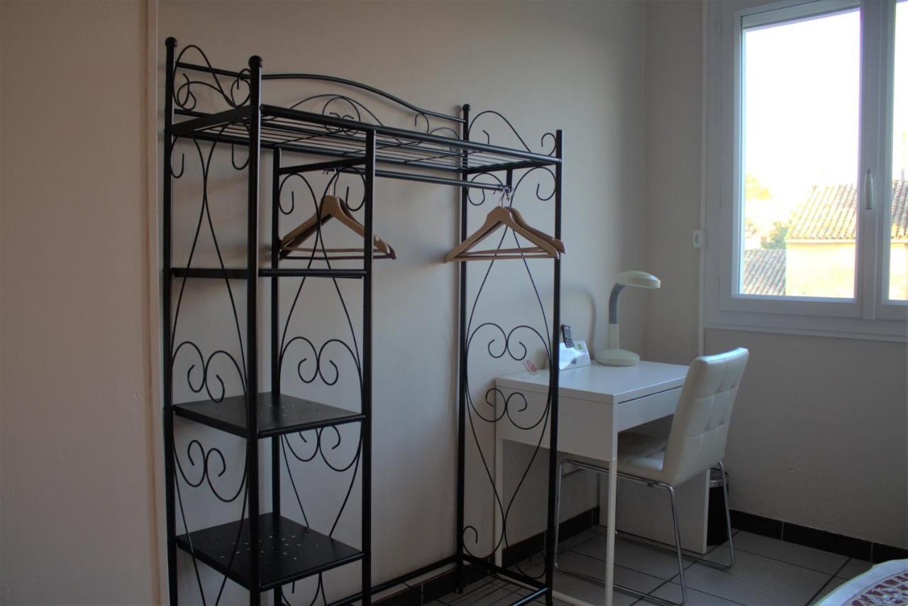 Logis Hotel Le Clement V Рокемор Экстерьер фото